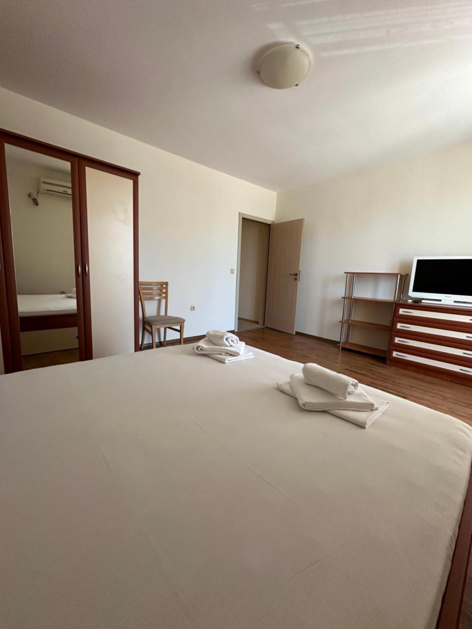 Psb Apartments In Midia Resort 阿赫洛伊 外观 照片