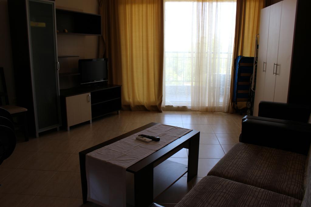 Psb Apartments In Midia Resort 阿赫洛伊 外观 照片